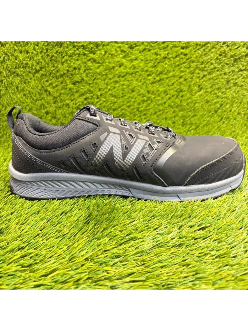 New Balance 412v1 Mens Size 10.5EE Black Alloy Toe Safety Work Shoes Sneakers